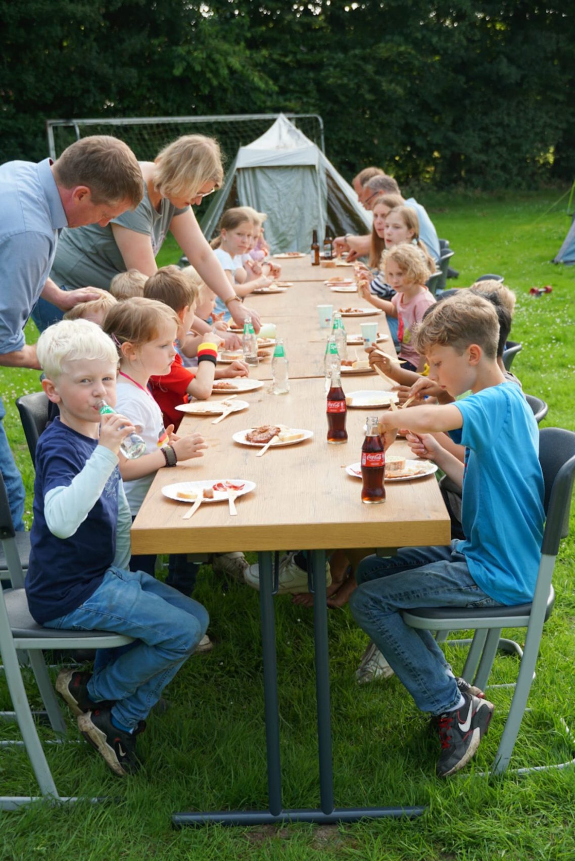 Gemeinsames Frühstücken mit allen, am Tag danach